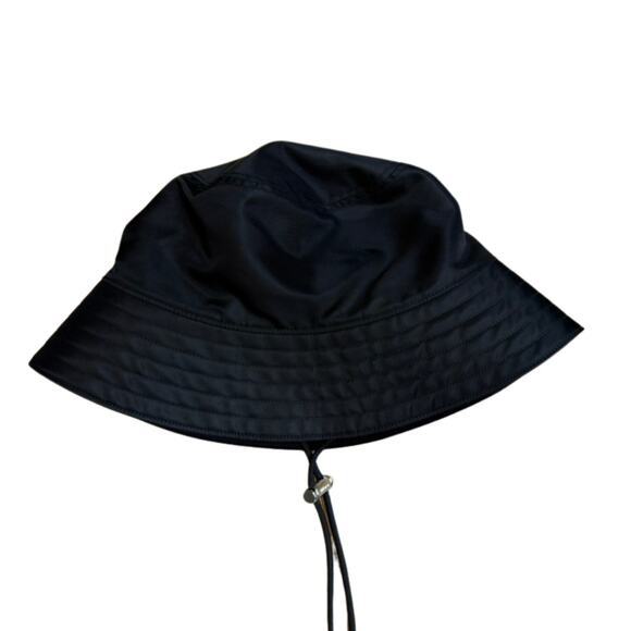 Lululemon Nylon Bucket Hat Black M/L Adjustable Chin Strap Water-Resistant NWT - Picture 4 of 5